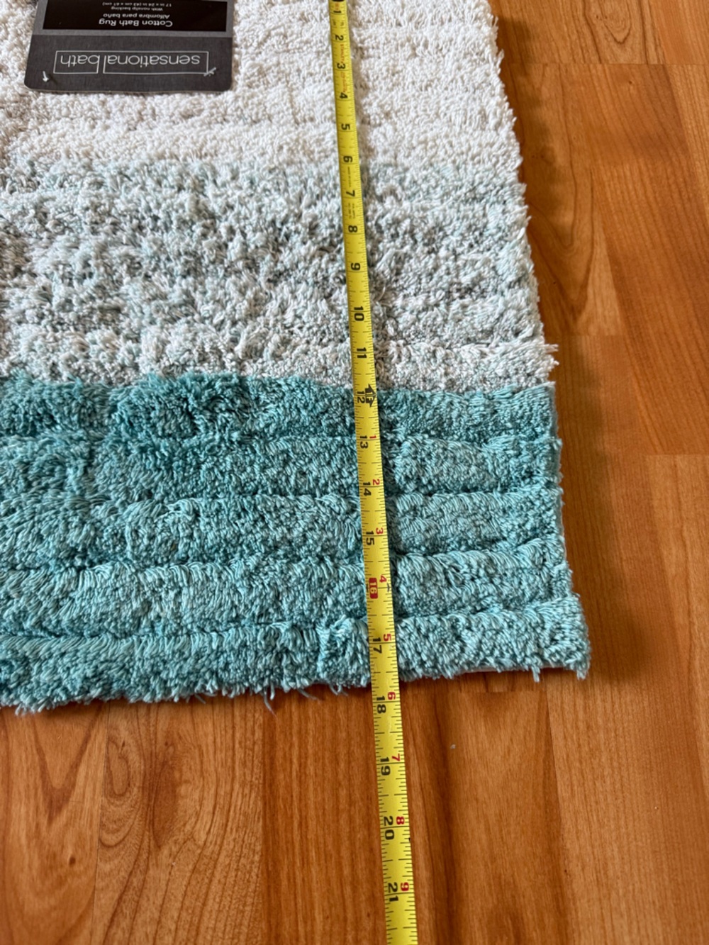 Sensational Bath Plush Two-Tone Aqua and Cream Bath Mat - Picture 3 of 9